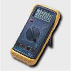 32檔量程;自動關機（可選擇）;可測量:直流電壓;交流電壓;直流電流;交流電流;電阻;帶蜂鳴器通斷測試;二極管測試;晶體管hFE測試. 


