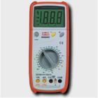 防表筆誤插裝置;數(shù)據(jù)保持,顯 示 器：最大顯示數(shù)1999，字高28mm,直流電壓;交流電壓;直流電流;交流電流;電阻;電容,頻率;溫度,帶蜂鳴器通斷測(cè)試;二極管測(cè)試;晶體管hFE測(cè)試. 
