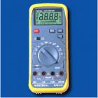 直流電壓； 交流電壓；直流電流；交流電流；電阻;電容；頻率；溫度；帶蜂鳴器通斷測試;二極管測試;晶體管hFE測試. RS232C串行通訊接口． 