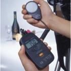 顯 示 器：最大顯示數(shù)1999，字高13mm;量程：0～2000Lux±5%，2000～1999Lux±5%，20000～50000Lux±5%;

