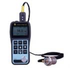 測量范圍：5.0mm～40.0mm（鑄鐵）5～300.0mm（鋼）;顯示分辨率：0.1mm;測量精度：±（1%H+0.1）mm H為被測物實(shí)際厚度;適合測量金屬、塑料、陶瓷、玻璃及其他任何;超聲波的良導(dǎo)體的厚度

