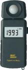 AR-813照度計測量范圍: 1~100,000lux 測量精確度 <4%rgd±0.5%f.s ,單位轉換 Lux ,測量檔位選擇 Auto