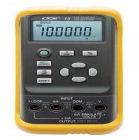 VICTOR15  過(guò)程儀表校驗(yàn)儀, 6位LCD顯示，通過(guò)切換鍵分別顯示測(cè)量和輸出信號(hào)的類型，單位和數(shù)值，面板自動(dòng)校準(zhǔn)，電池高于6.8V時(shí)，20mA最大負(fù)載1KΩ；電池在5.8V～6.8V之間，20mA最大負(fù)載700Ω,供電電源范圍：5～25VDC,溫度系數(shù)：±0.005% 量程 / ℃（5℃～28℃、18℃～40℃）。 