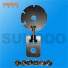 SJJ-99實(shí)驗(yàn)夾具 ,適用范圍：螺釘?shù)葮?biāo)準(zhǔn)件的抗拉強(qiáng)度測(cè)試。
 最大負(fù)荷：200000N

 
