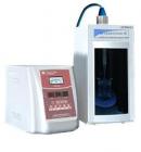 JY99-IIDN 超聲波粉碎機(jī)，工作頻率：20KHz。超聲功率：400-1800W可調(diào)。 隨機(jī)變幅桿：Φ20?？蛇x配變幅桿：Φ25、Φ28。破碎容量：550-1200ml。溫度保護(hù):樣品溫度至50℃ 占空比: 0.1-99.9%
