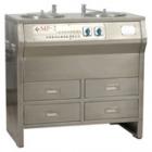 MP-2型雙盤三速金相試樣磨拋機(jī),機(jī)架整體和集污盤、罩、蓋等均采用不銹鋼板制成， 磨盤直徑：250mm.砂紙直徑：230mm.拋盤直徑：220mm.轉(zhuǎn)速：700/900/1400r/min.電動(dòng)機(jī)：AO280-4/6/8，0.2kW，380V,50Hz
   