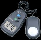 測量范圍：1Lux～50,000Lux
準(zhǔn)確度：±(4% +10個字)
　　　　 ±(5%+10個字) 大于10,000Lux時
