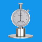 性能簡介：
LX-F型海綿硬度計是本廠為了方便客戶測量泡沫材料的硬度而特殊定制的，它適用于測定軟的泡沫材料，聚氨脂泡沫膠料制品硬度，這種硬度計與其他硬度計在測定使用方面有所不同，在使用時，壓腳直接在試樣上接觸，并利用它自己的重量作為測力負荷。
