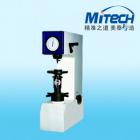 儀器簡介：
HRM-45型手動表面洛氏硬度計是一種普及型的，專門用于測試金屬材料表面硬度的洛氏硬度計。本機(jī)采用機(jī)械式手動加載操作，無電器裝置。具有操作簡便，壓痕微小，精度高等特點(diǎn)。
