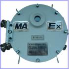 二、主要技術(shù)指標(biāo)

1、供電電壓：AC 660V∕380V∕127V， 50Hz。

2、電壓波動(dòng)范圍：75 %~110 %

3、二路獨(dú)立本安輸出，每路參數(shù)如下：

額定輸出電壓 DC 18V ，額定輸出電流 1000 mA  

過(guò)壓保護(hù)值 ≤19.5V

過(guò)流保護(hù)值 ≤1050 mA

輸出電壓偏離值 ≤5 %

源效應(yīng) 5 % 

負(fù)載效應(yīng) 5 % 

周期與隨機(jī)偏移峰—峰值 ≤250mV

4、保護(hù)方式：雙重過(guò)壓、過(guò)流保護(hù)，自動(dòng)恢復(fù)。

5、工作方式：連續(xù)

6、備用電池：電池容量24V∕7Ah（兩節(jié)），供電時(shí)間 ≤2 h